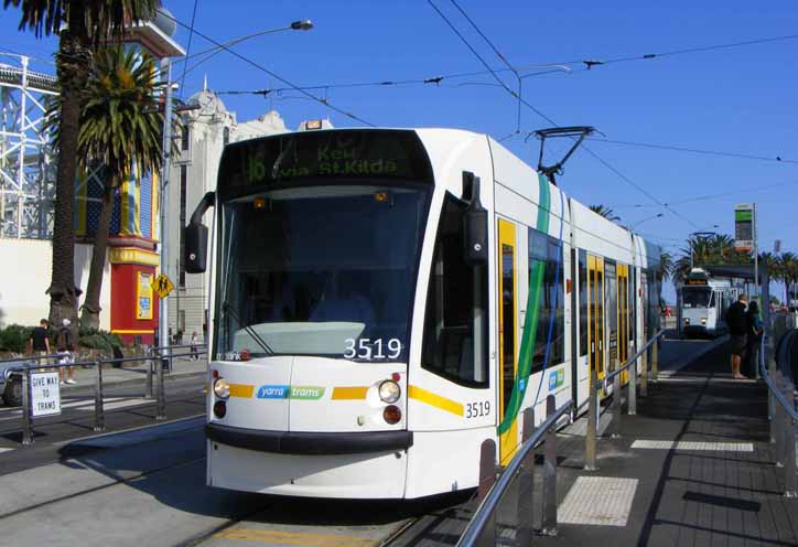 Yarra Trams Combino 3519 and Z3 128